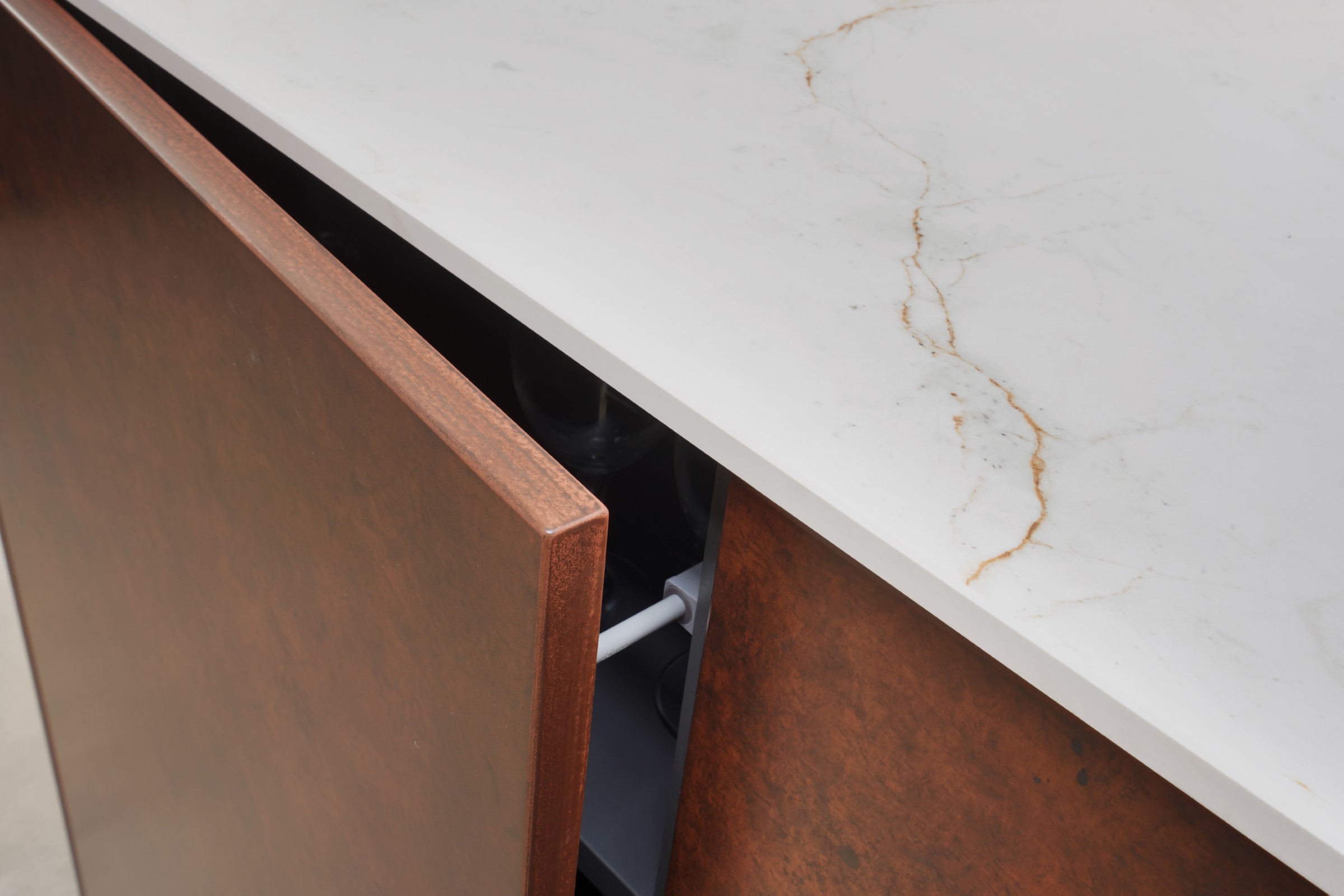Keuken Vakmanschap Design VeroMetal® coating Innovatie Verfijning Duurzaamheid Luxe MeilingCoatings VeroMetal® spuitwerk Interieur